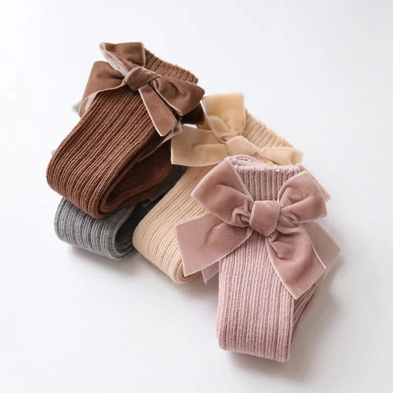 Neutral Toned Knit Stockings w/ Bow